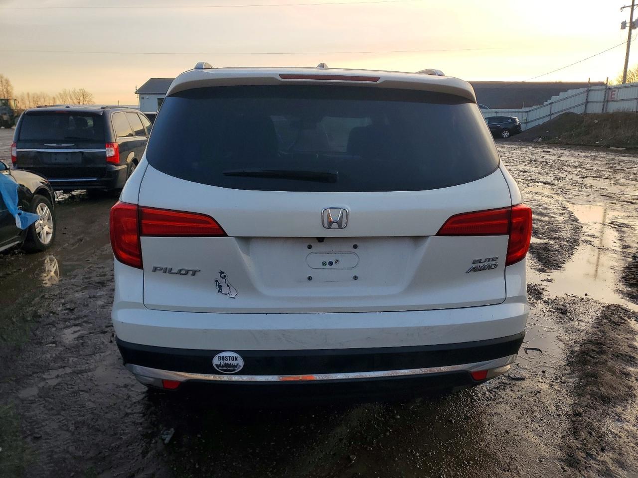 2016 HONDA PILOT ELITE photo 11
