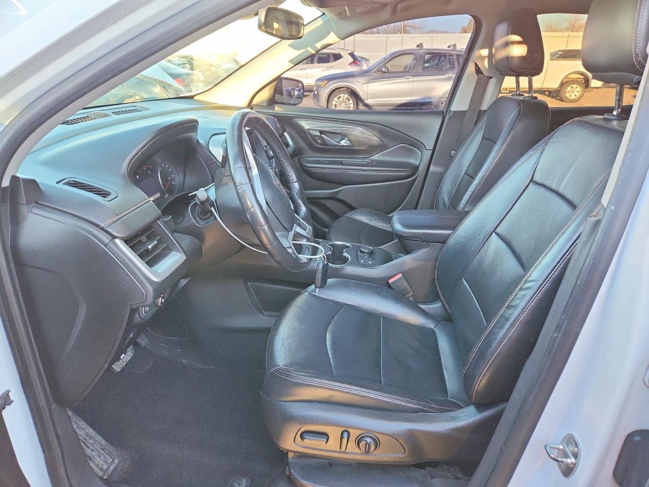 2019 GMC TERRAIN SLT photo 7