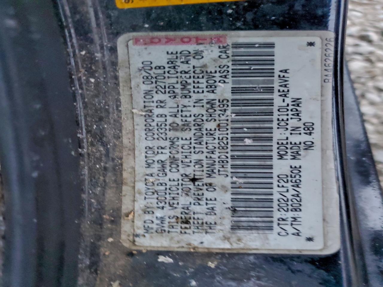 2001 LEXUS IS 300 photo 12