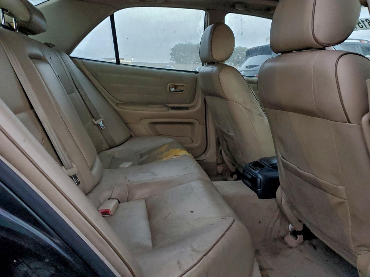 2001 LEXUS IS 300 photo 10