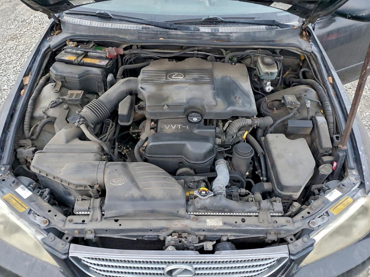 2001 LEXUS IS 300 photo 11