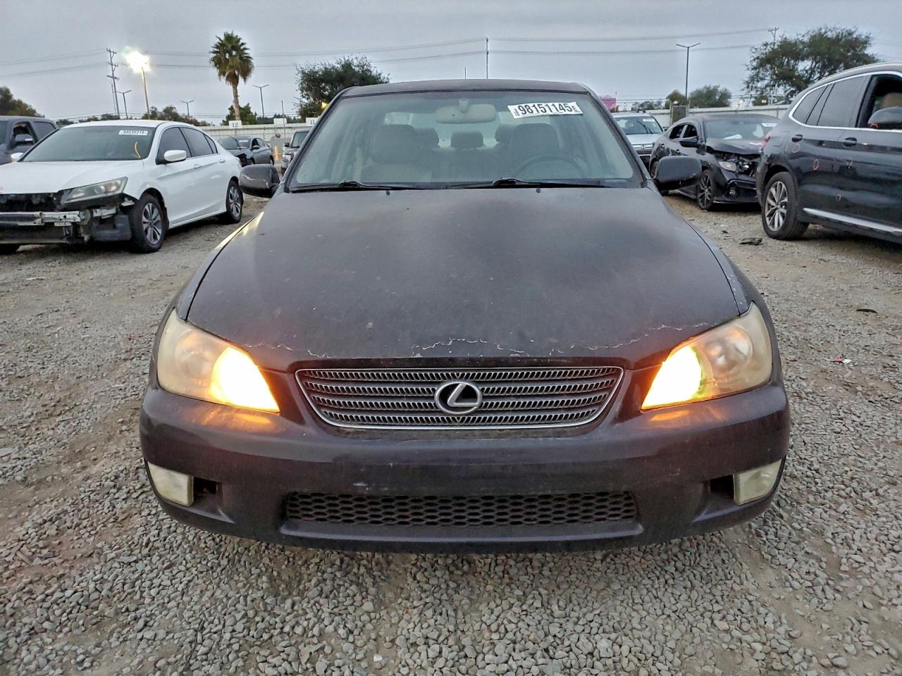 2001 LEXUS IS 300 photo 5