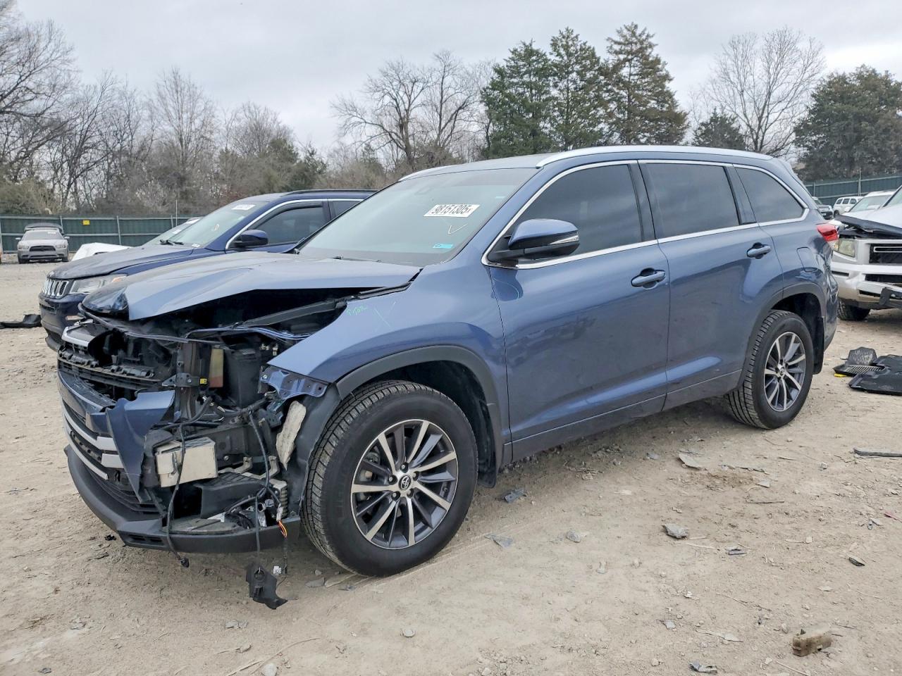 2018 TOYOTA HIGHLANDER