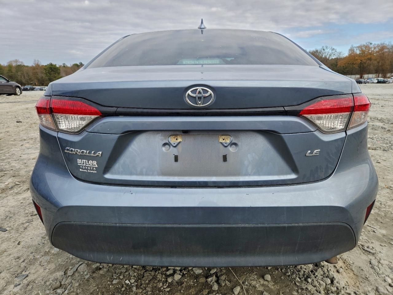 2025 TOYOTA COROLLA LE photo 6