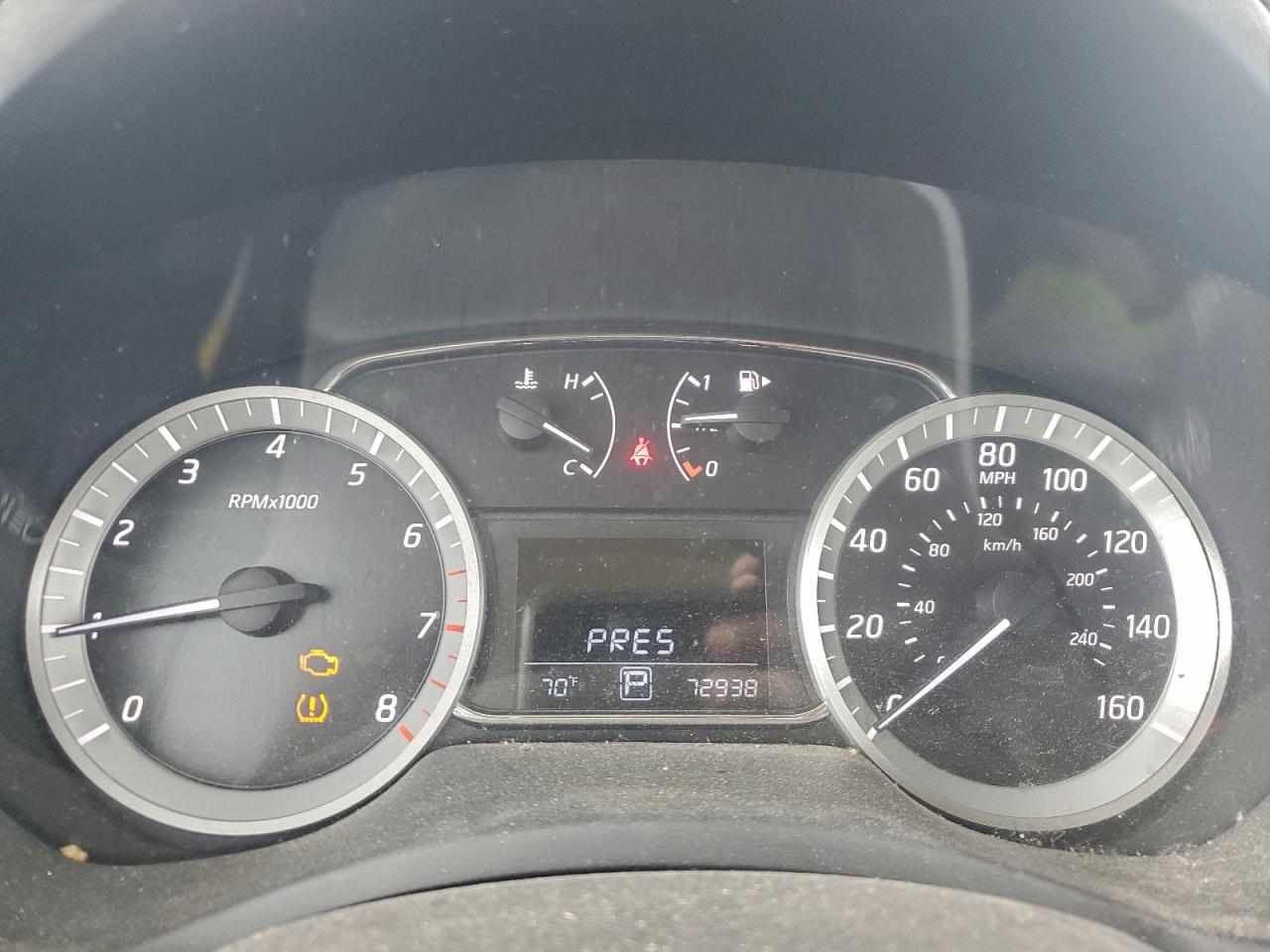 2015 NISSAN SENTRA S photo 9