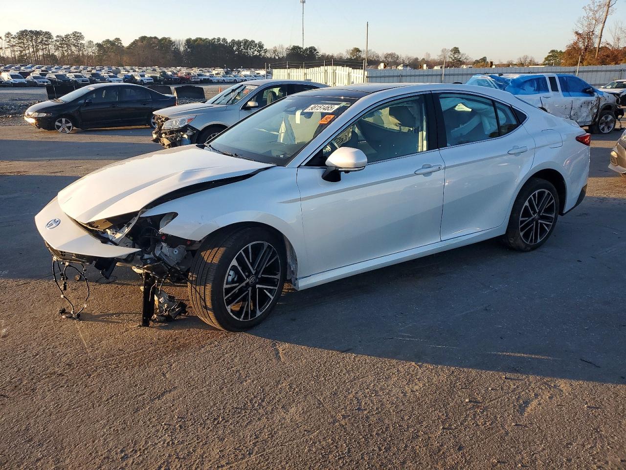 2025 TOYOTA CAMRY