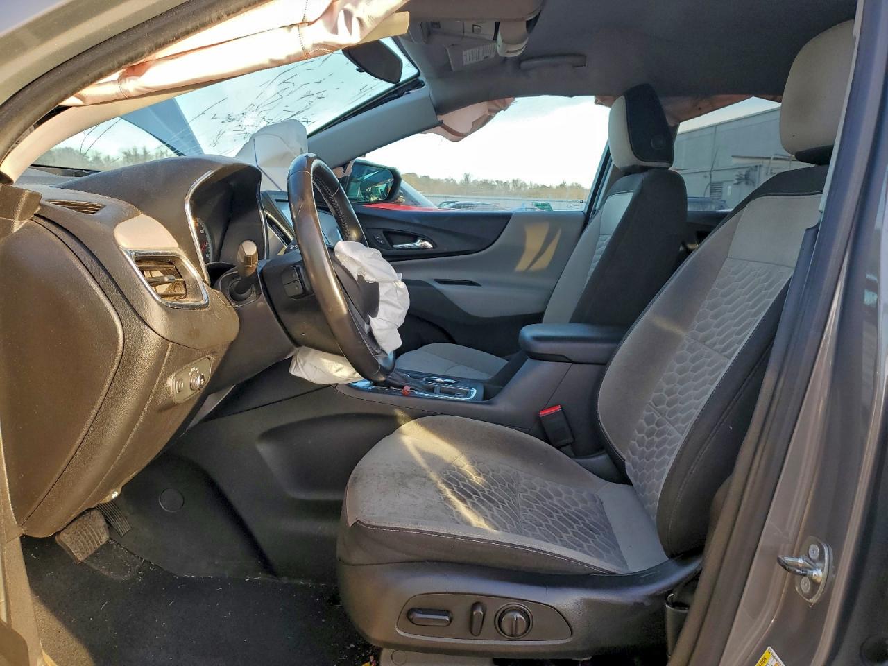 2018 CHEVROLET EQUINOX LT photo 7