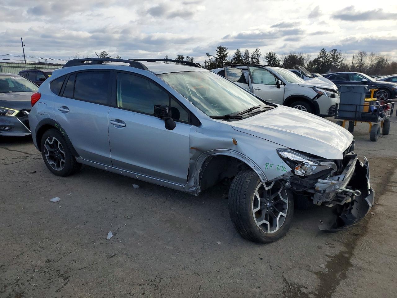 2017 SUBARU CROSSTREK PREMIUM photo 4