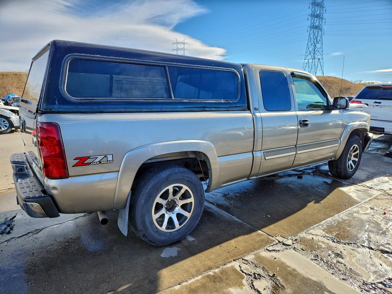 2003 CHEVROLET SILVERADO K1500 photo 3