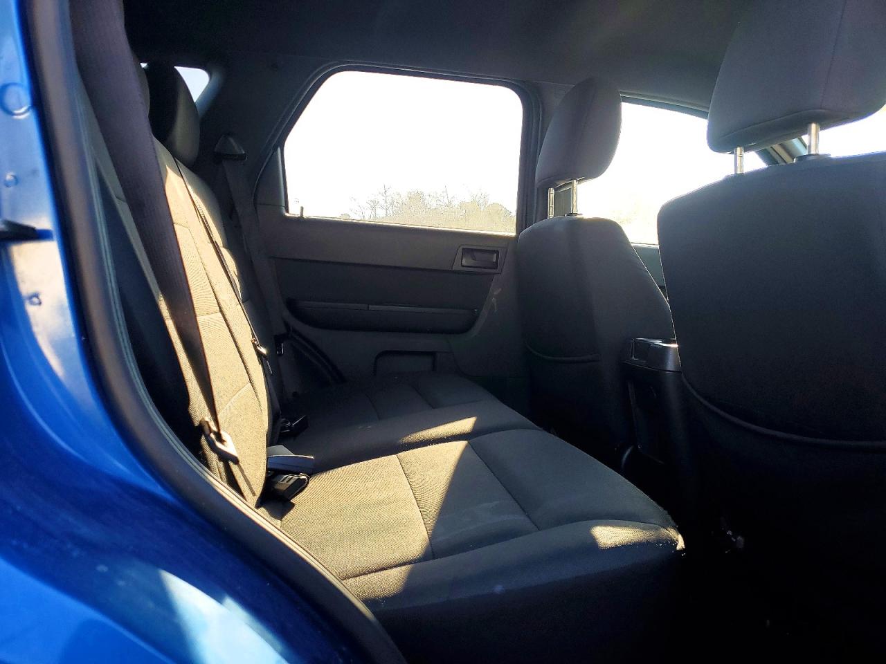 2012 FORD ESCAPE XLT photo 10