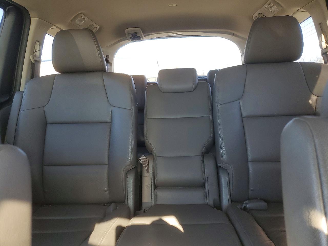 2016 HONDA ODYSSEY EXL photo 10