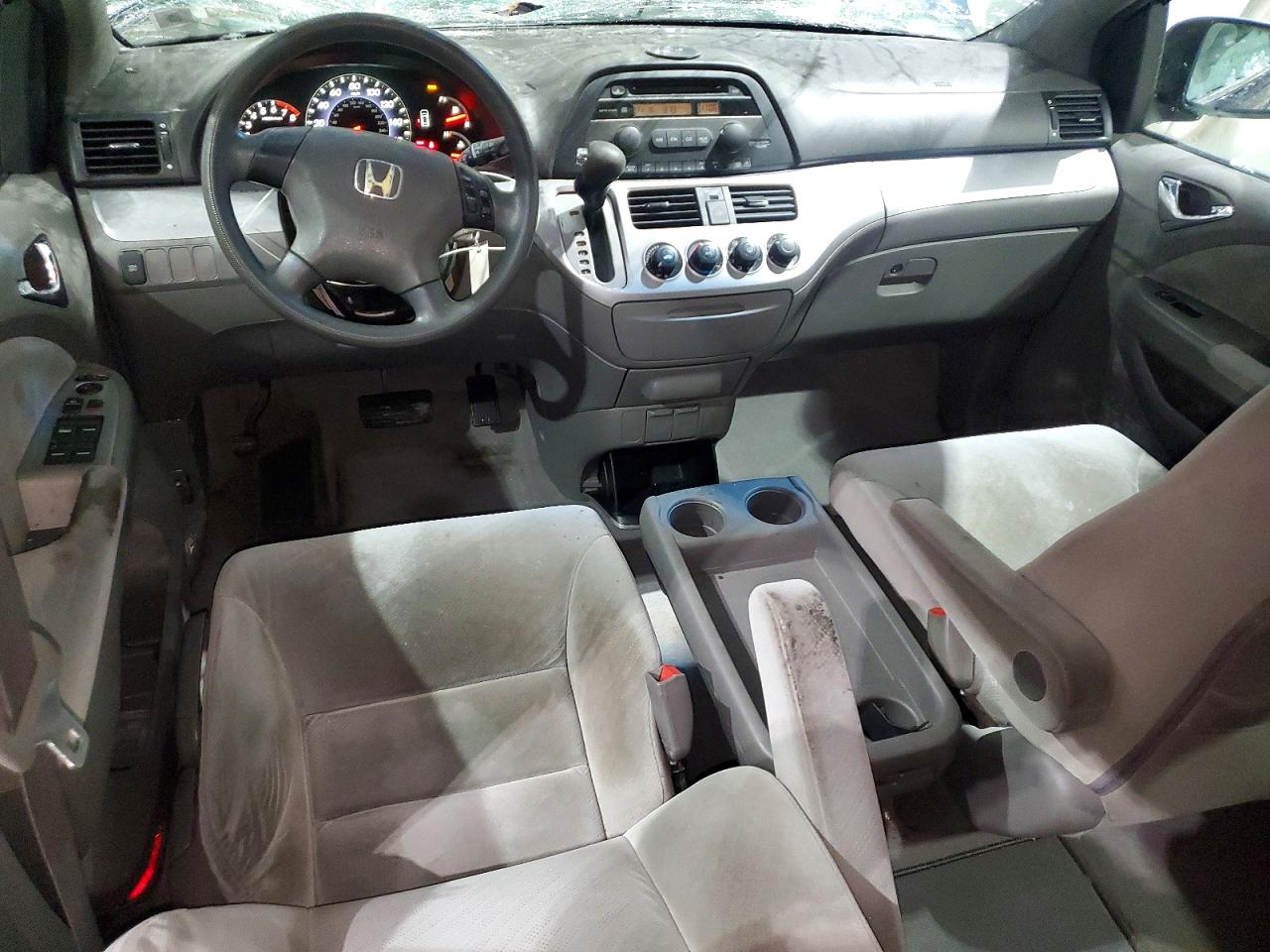 2010 HONDA ODYSSEY LX photo 8