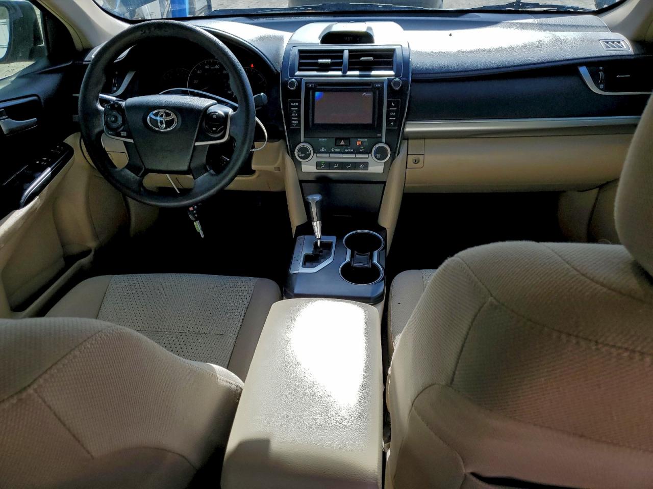 2013 TOYOTA CAMRY L photo 22