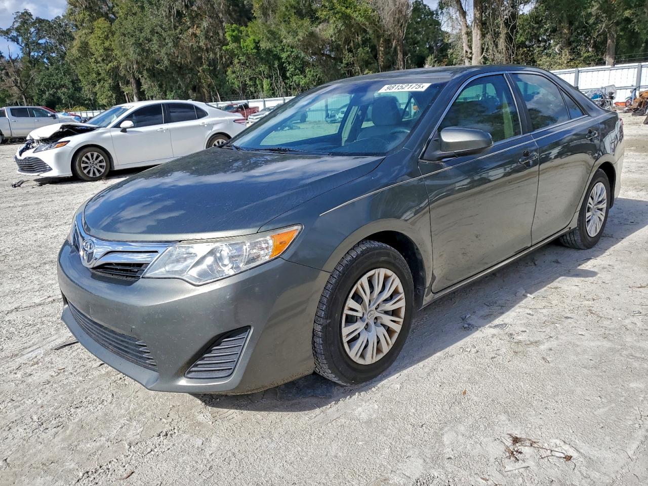 2013 TOYOTA CAMRY