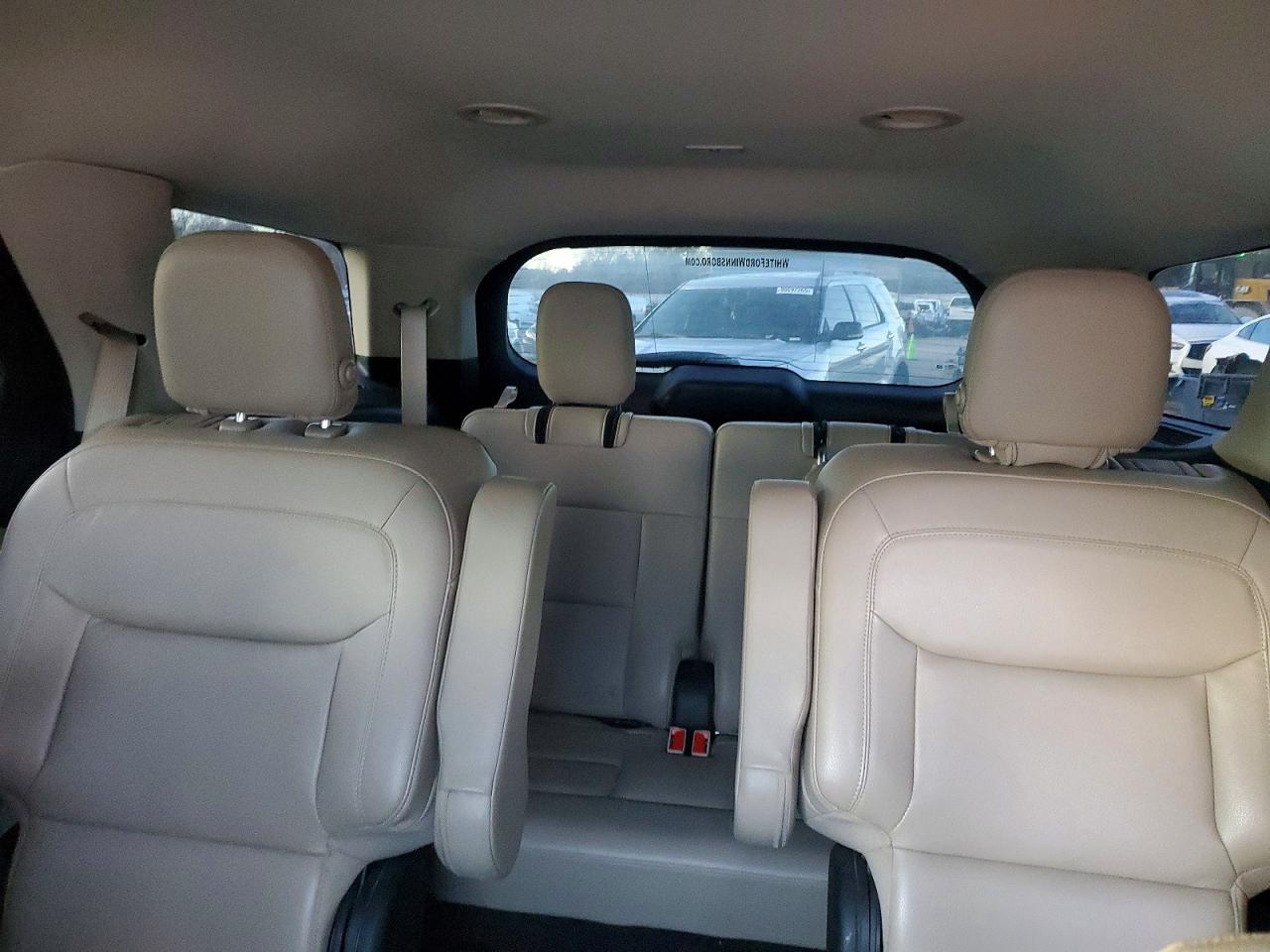 2020 FORD EXPLORER XLT photo 19