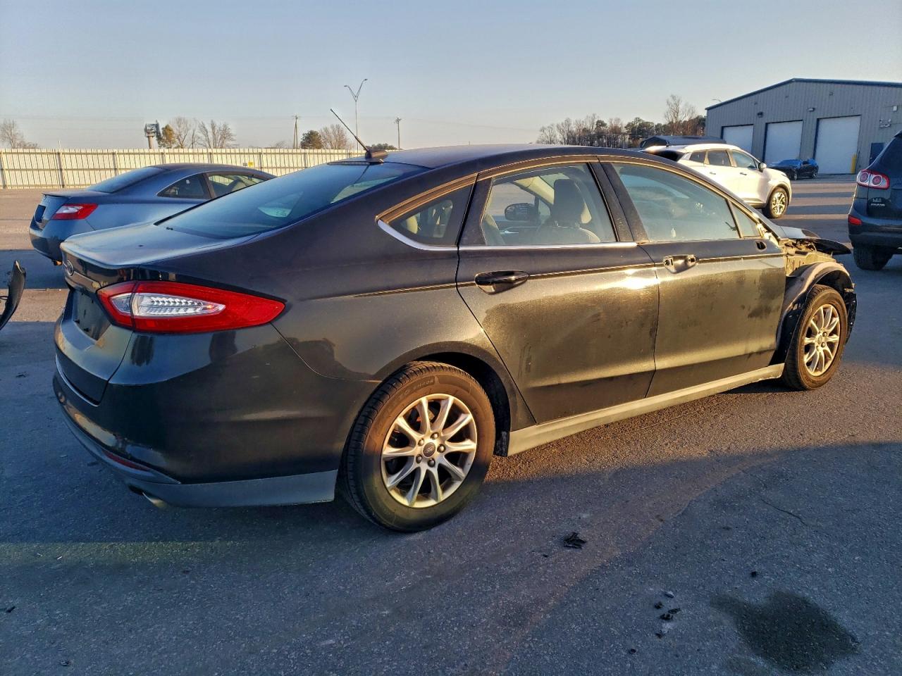 2015 FORD FUSION S photo 3