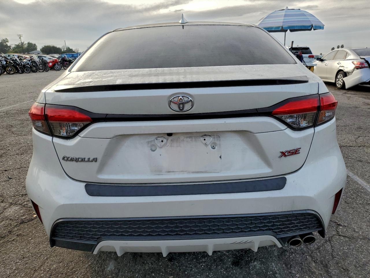 2020 TOYOTA COROLLA XSE photo 11