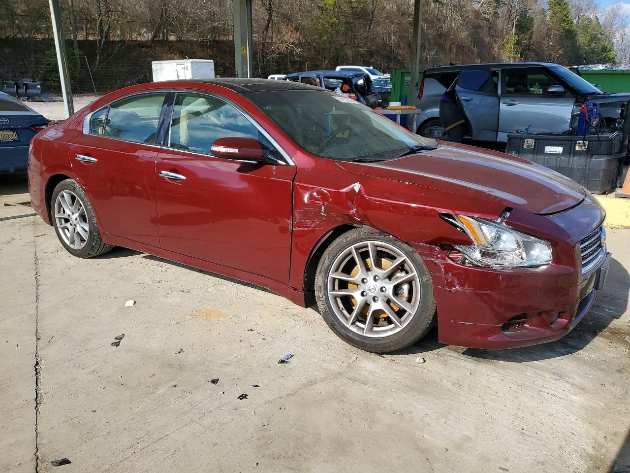 2011 NISSAN MAXIMA S photo 4