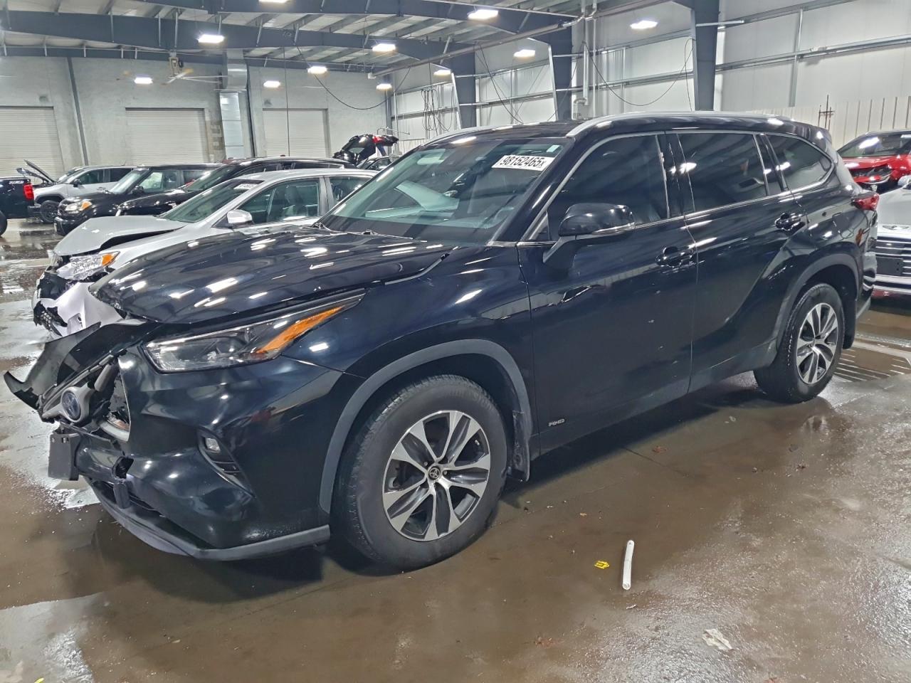 2022 TOYOTA HIGHLANDER HYBRID