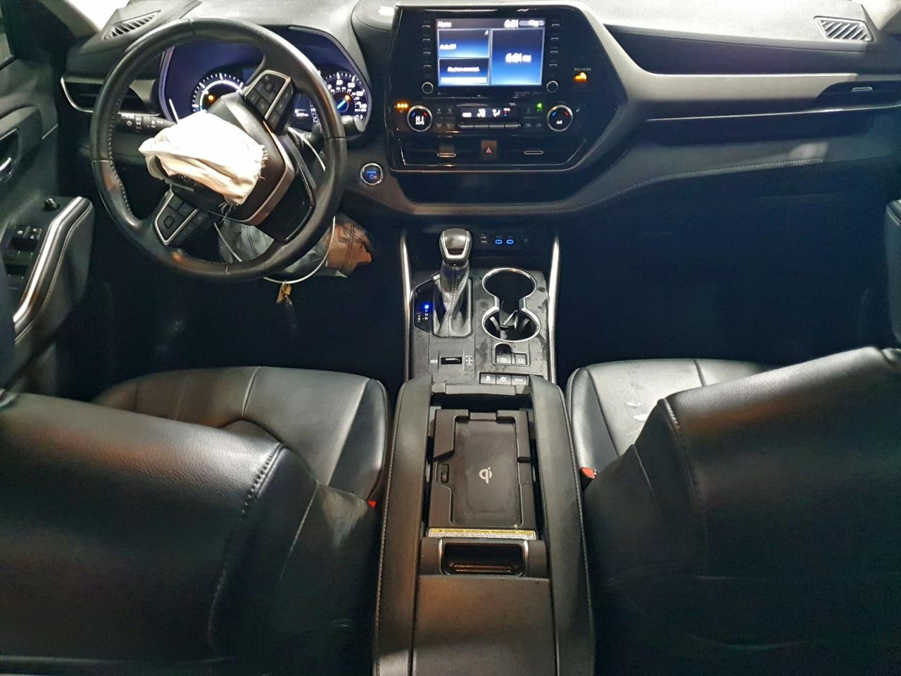 2022 TOYOTA HIGHLANDER HYBRID XLE photo 8