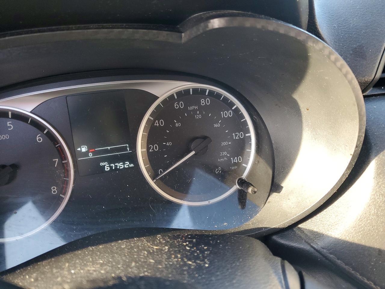 2021 NISSAN VERSA S photo 9