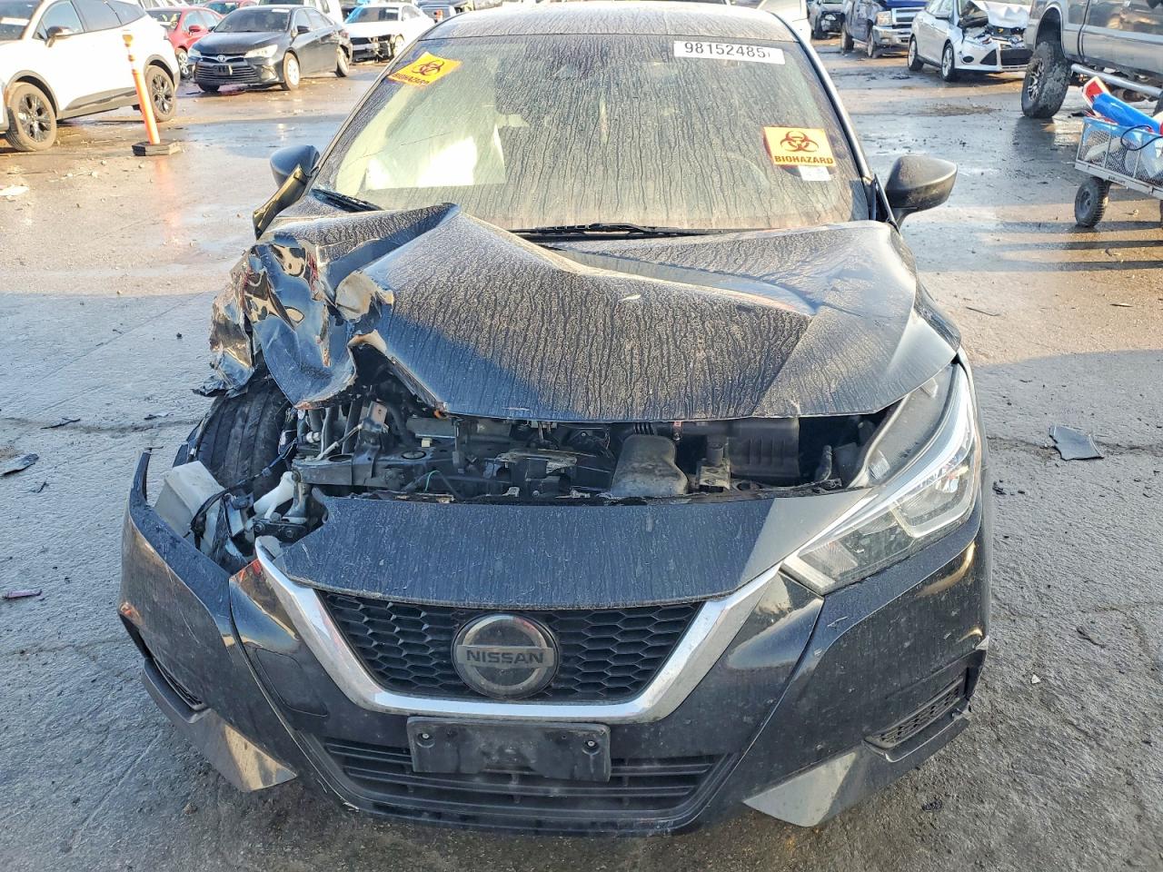 2021 NISSAN VERSA S photo 5