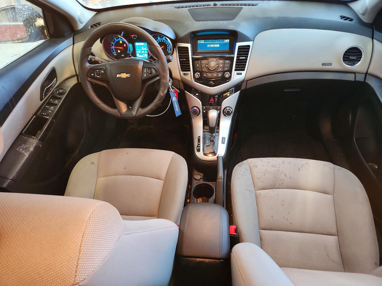 2016 CHEVROLET CRUZE LIMITED LT photo 8