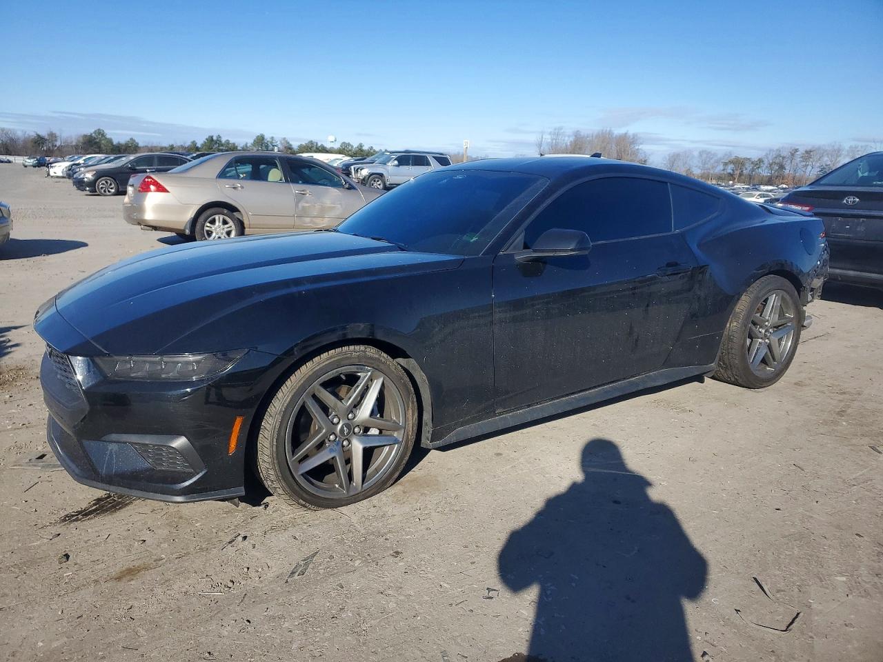 2025 FORD MUSTANG