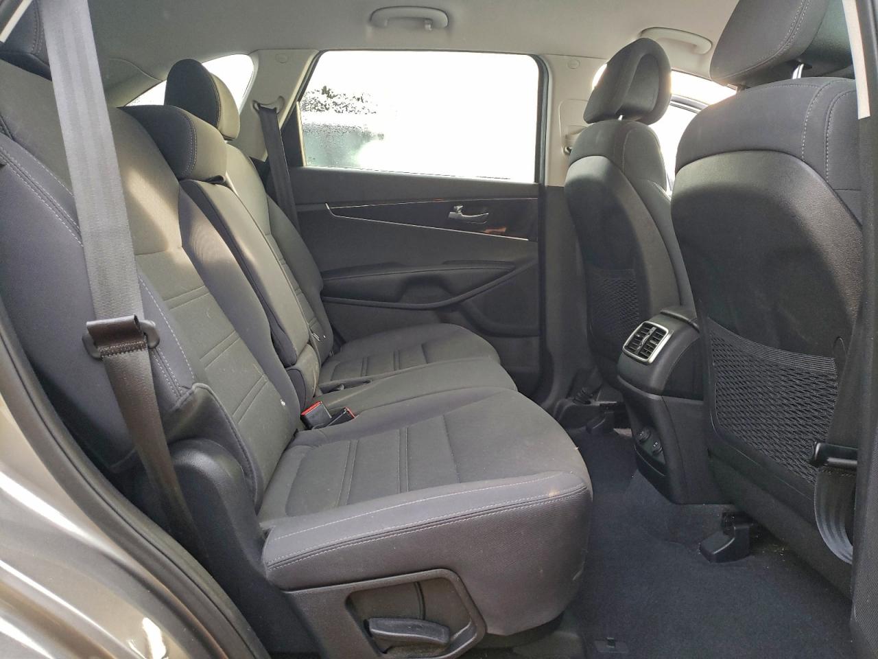 2016 KIA SORENTO LX photo 11