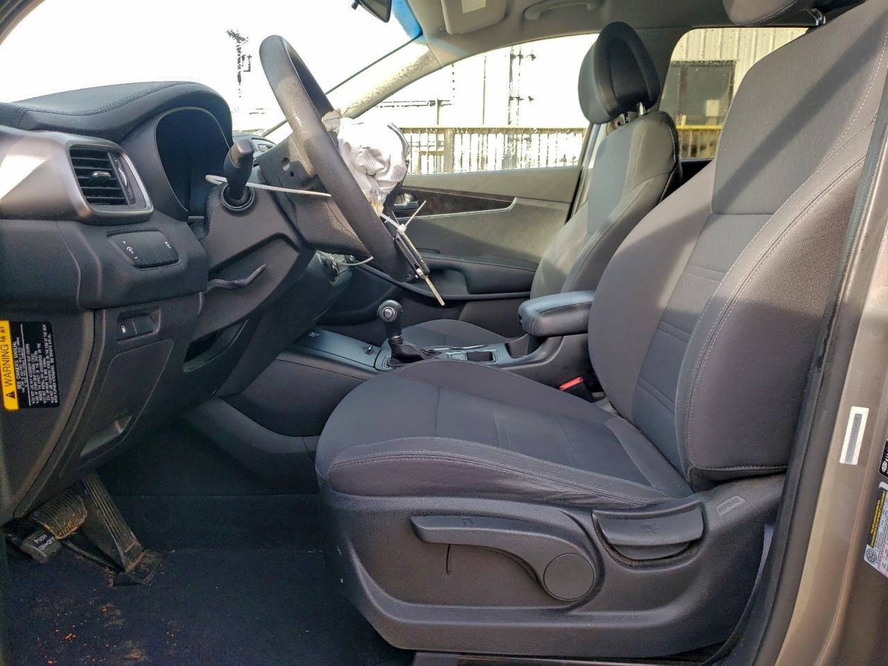 2016 KIA SORENTO LX photo 7