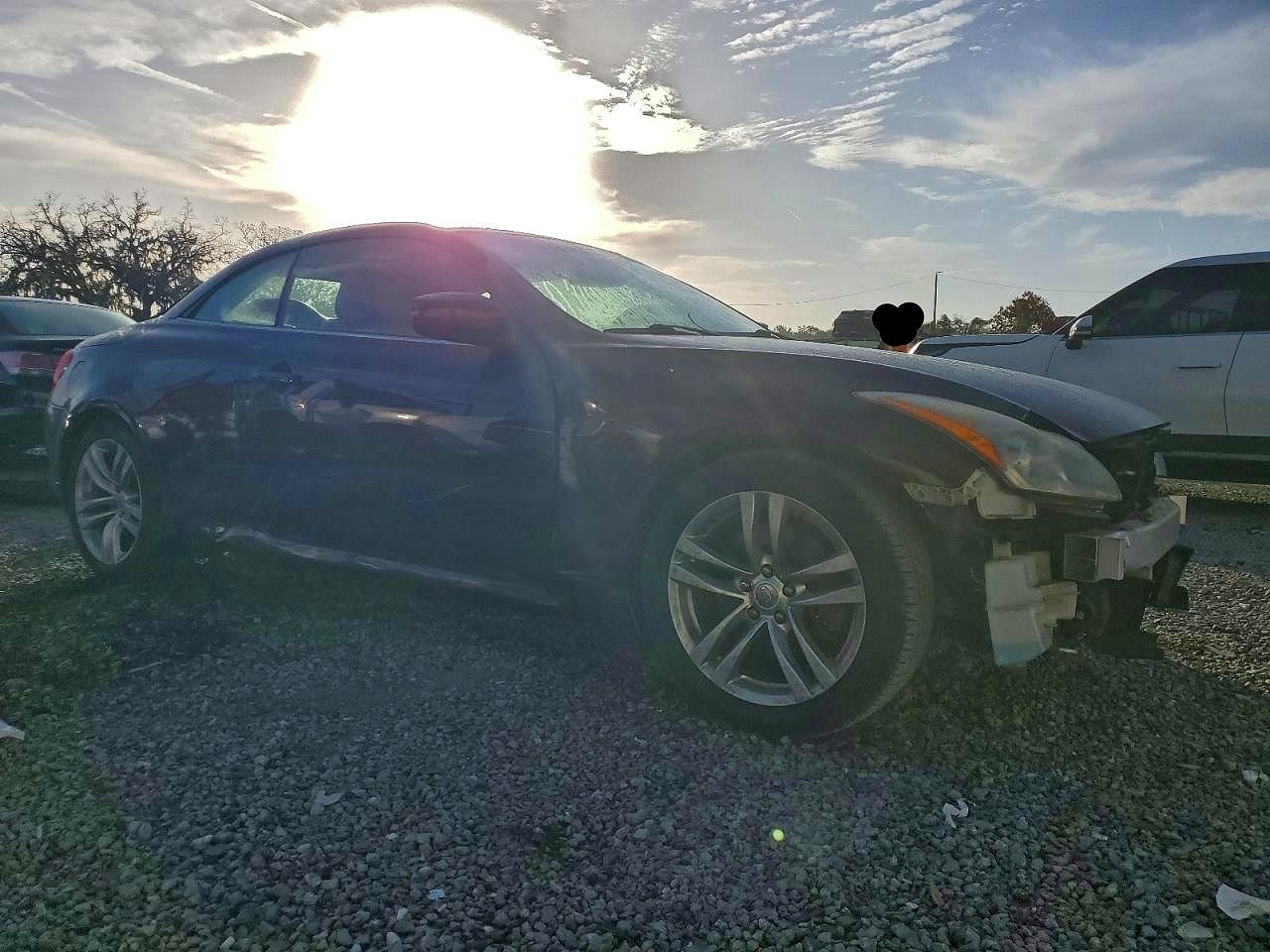 2010 INFINITI G37 BASE photo 4