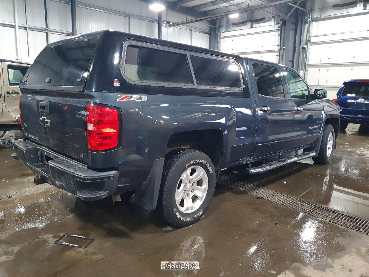 2017 CHEVROLET SILVERADO K1500 LT photo 3