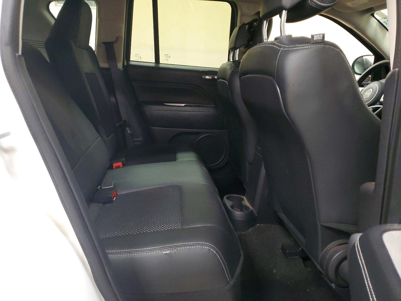 2017 JEEP COMPASS LATITUDE photo 11