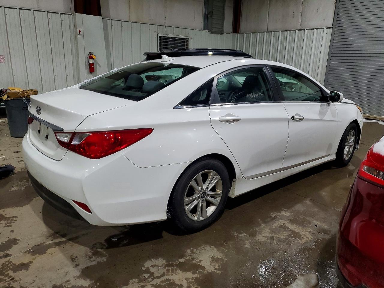 2014 HYUNDAI SONATA GLS photo 3