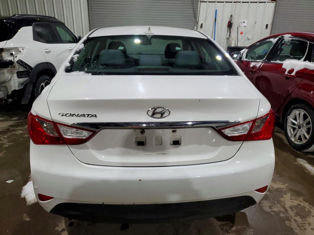 2014 HYUNDAI SONATA GLS photo 6