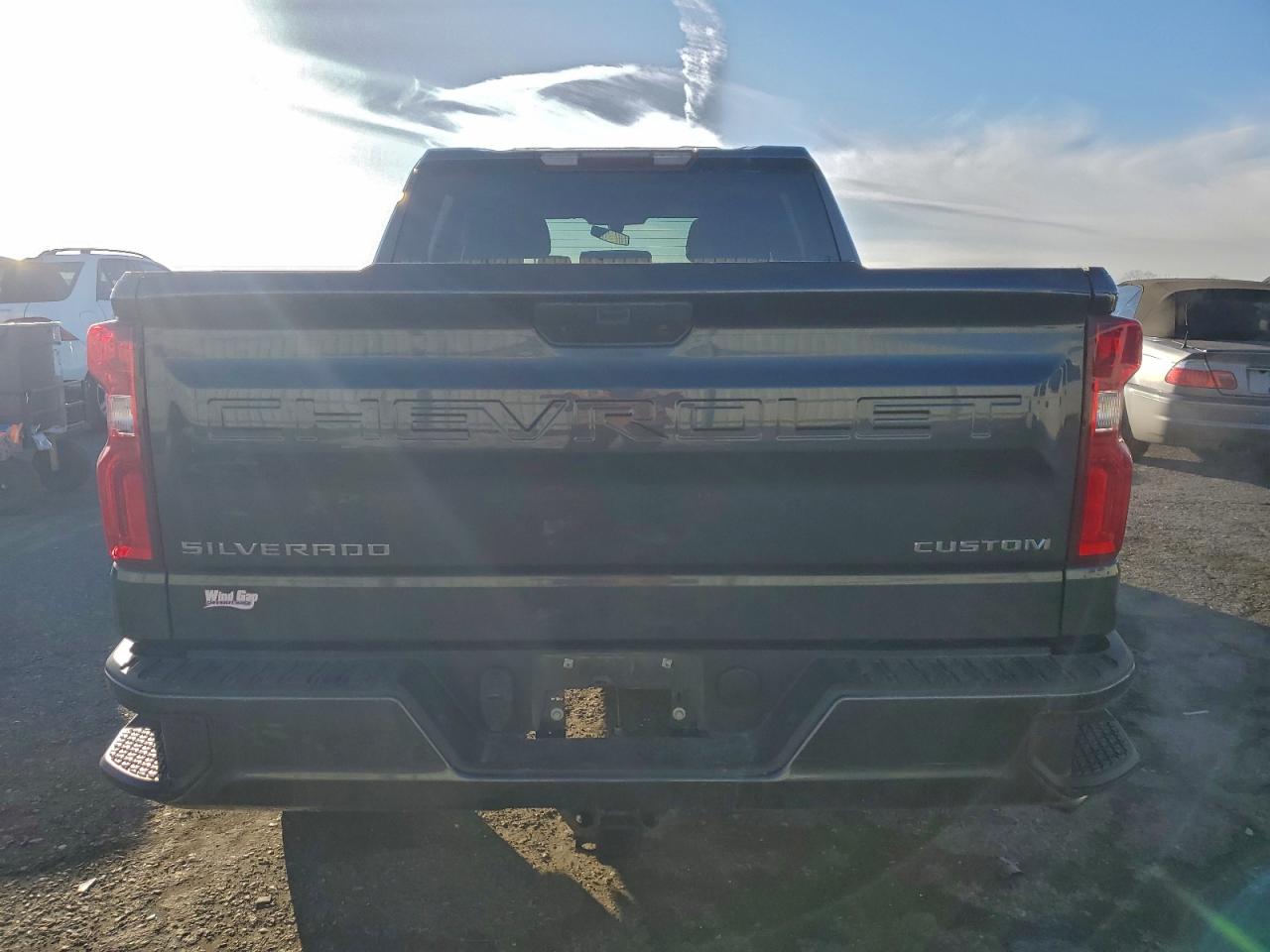 2020 CHEVROLET SILVERADO K1500 CUSTOM photo 6