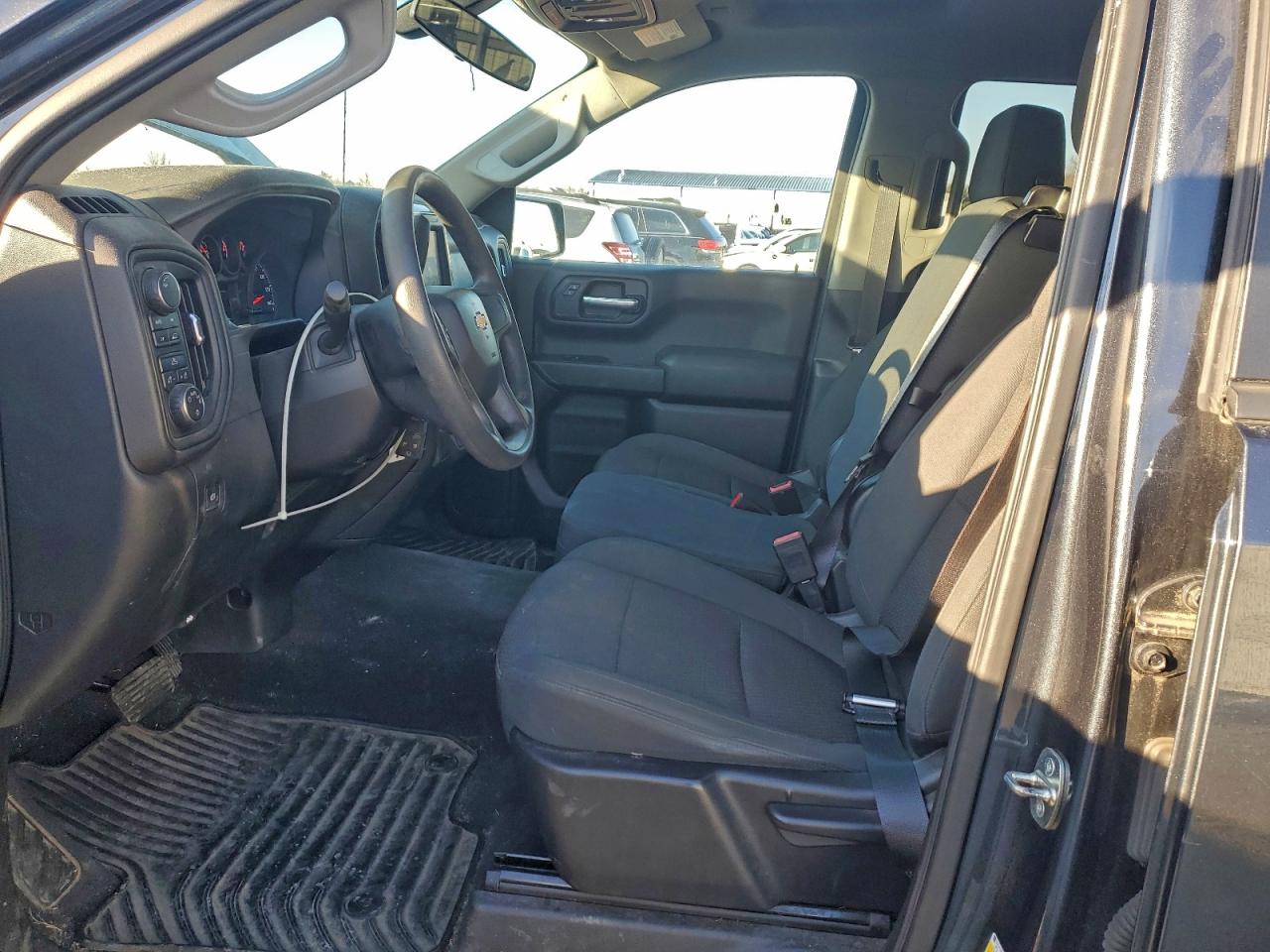 2020 CHEVROLET SILVERADO K1500 CUSTOM photo 7