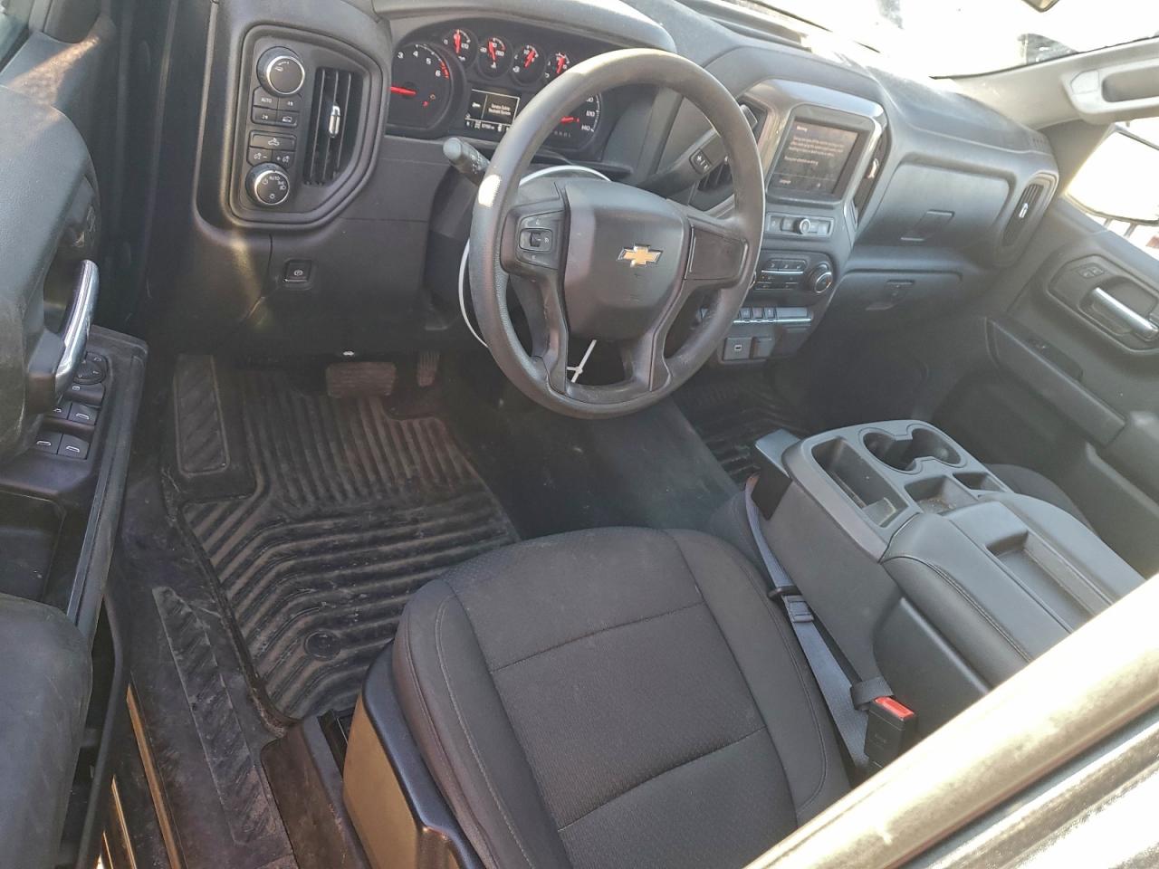 2020 CHEVROLET SILVERADO K1500 CUSTOM photo 8