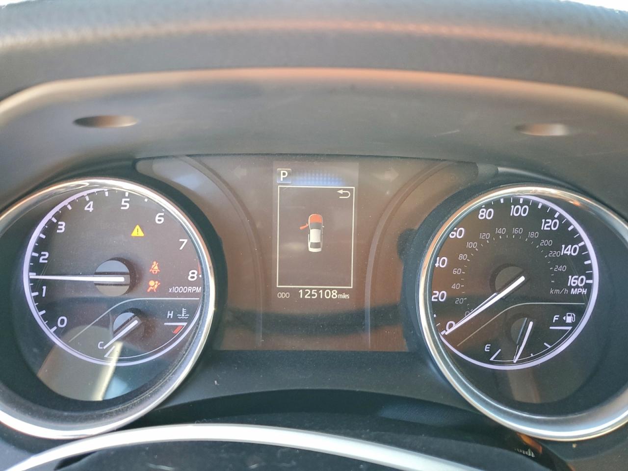 2019 TOYOTA CAMRY L photo 9