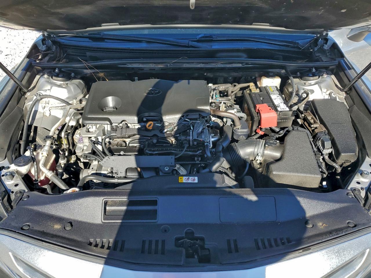 2019 TOYOTA CAMRY L photo 11
