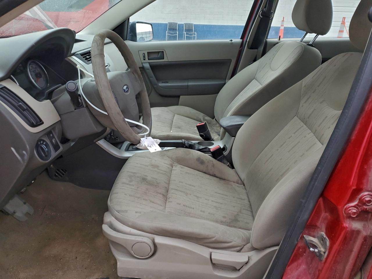 2009 FORD FOCUS SE photo 7