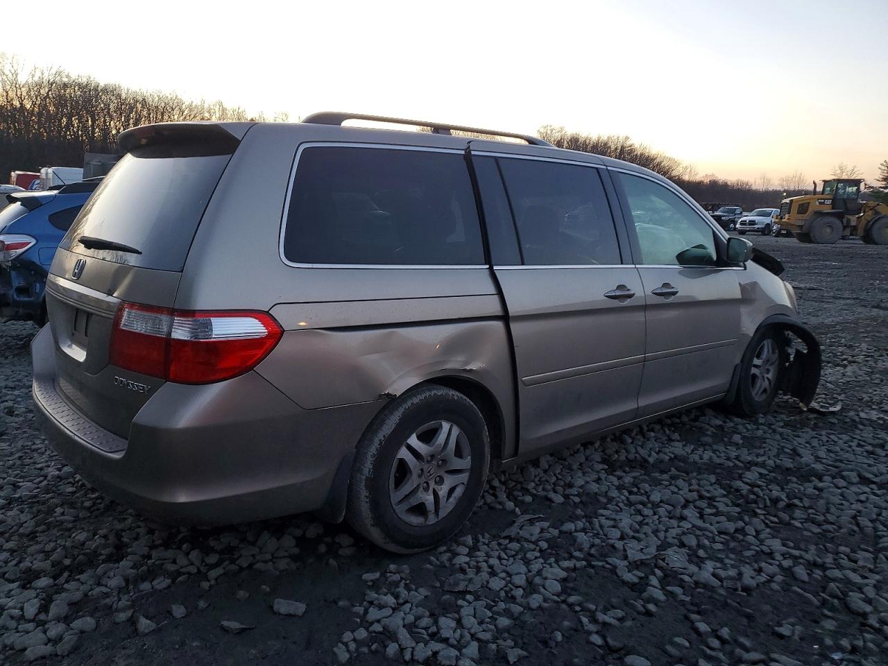 2005 HONDA ODYSSEY EXL photo 3
