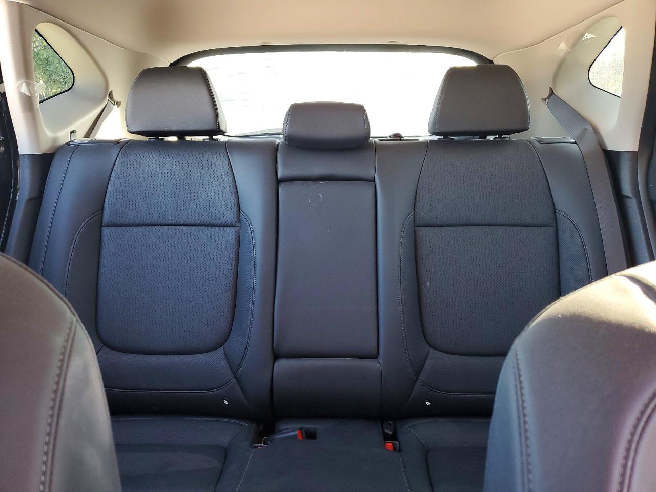 2025 KIA SELTOS SX photo 10