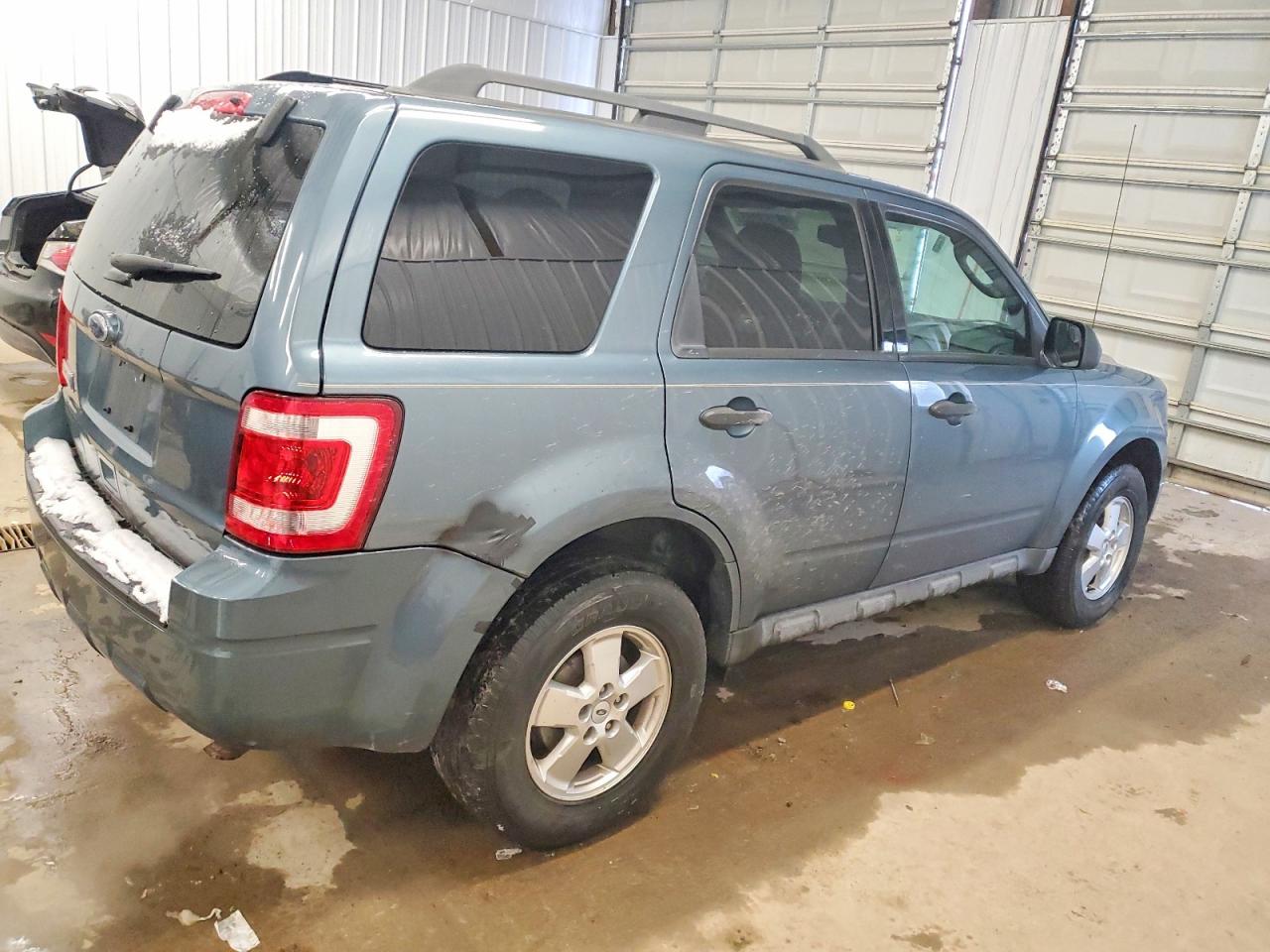 2012 FORD ESCAPE XLT photo 3