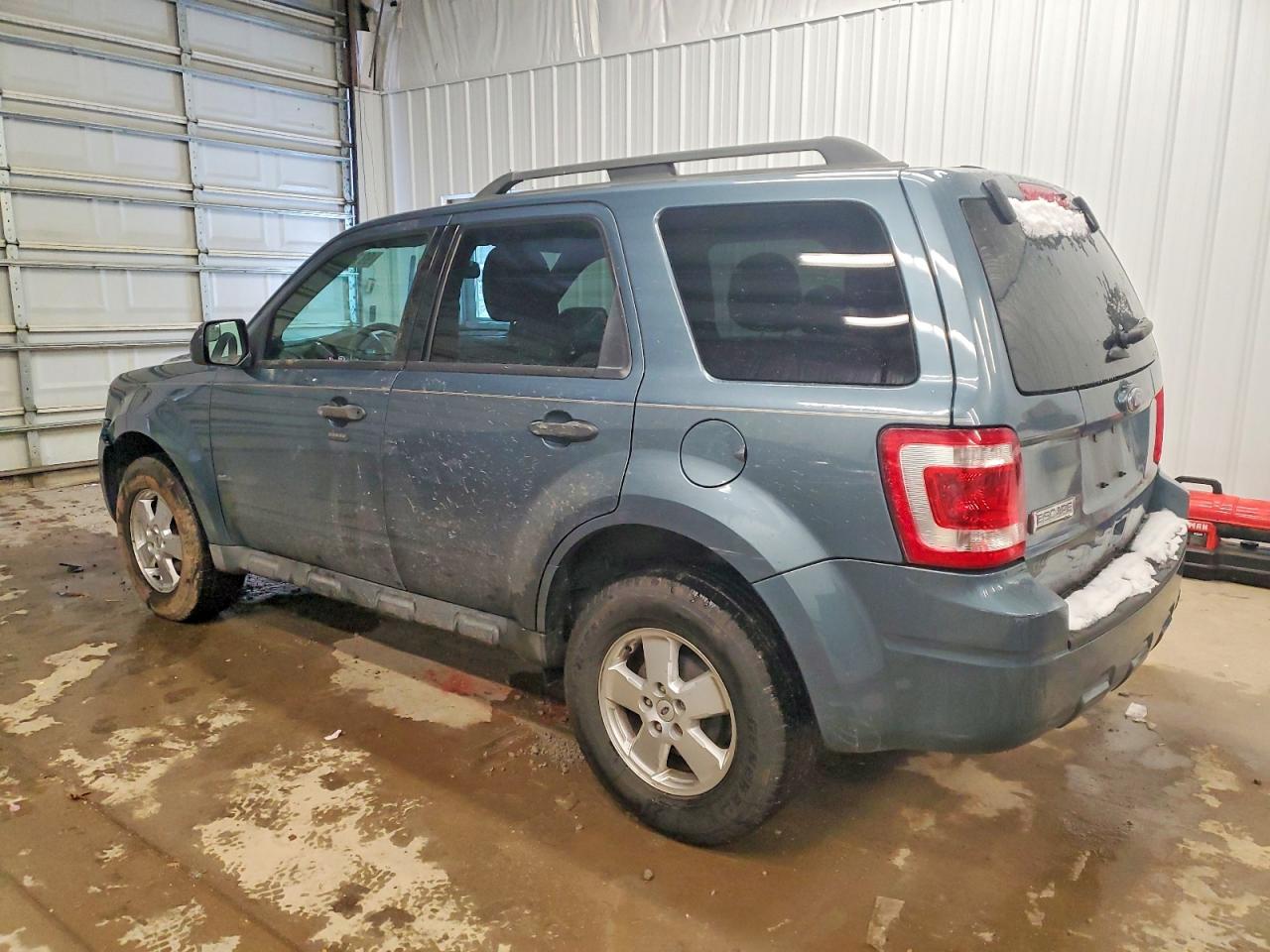 2012 FORD ESCAPE XLT photo 2