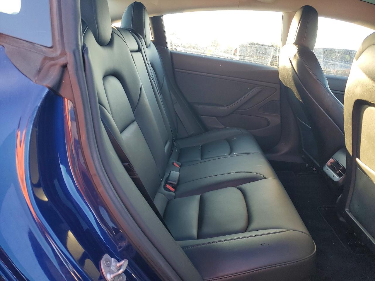2019 TESLA MODEL 3 photo 19