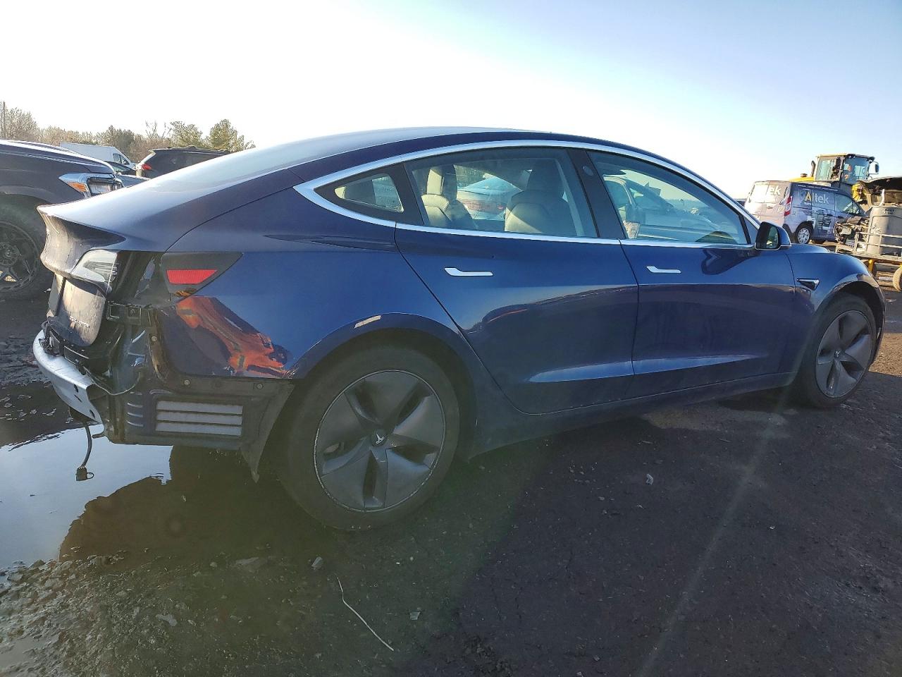 2019 TESLA MODEL 3 photo 5
