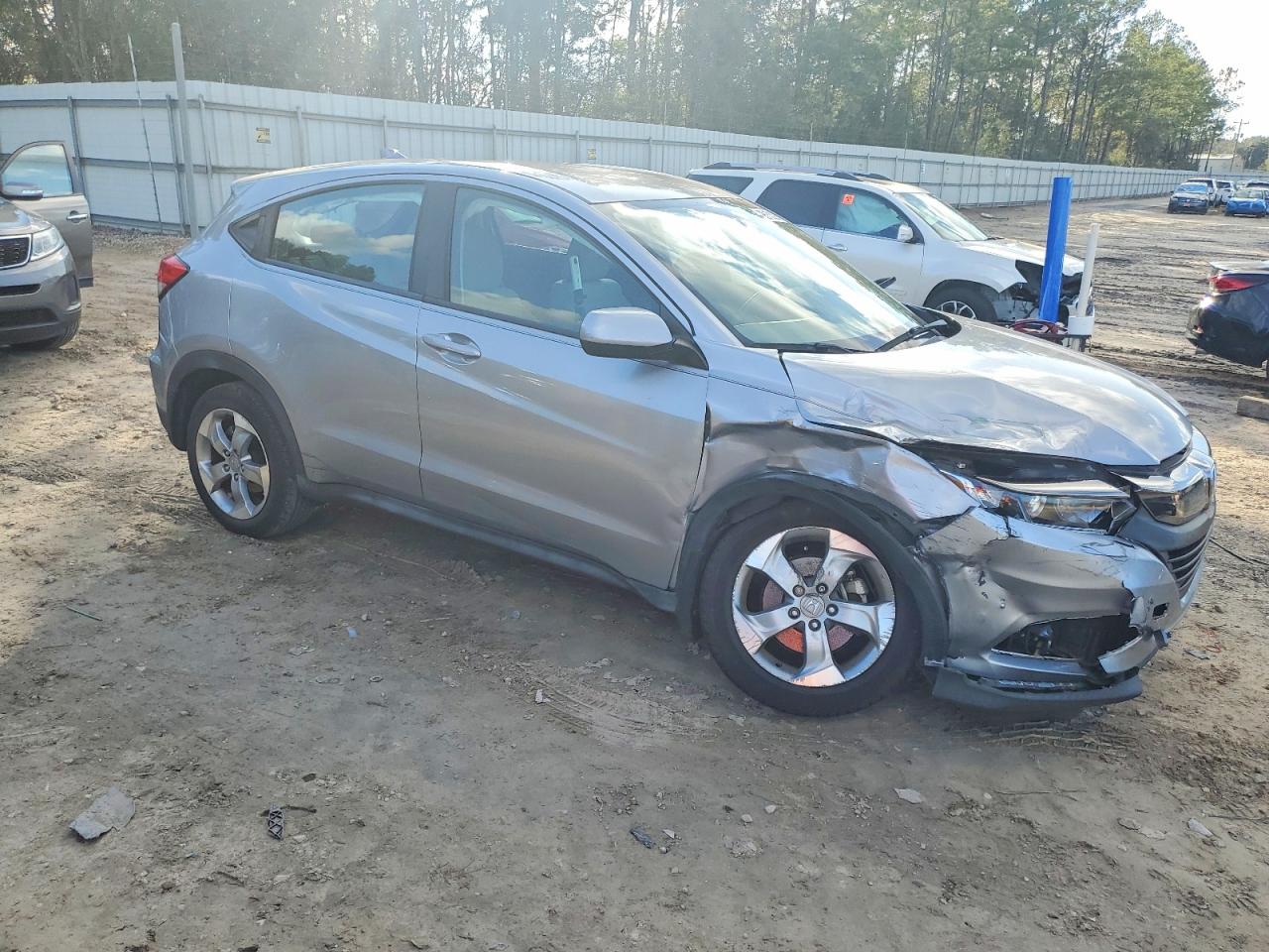 2019 HONDA HR-V LX photo 4