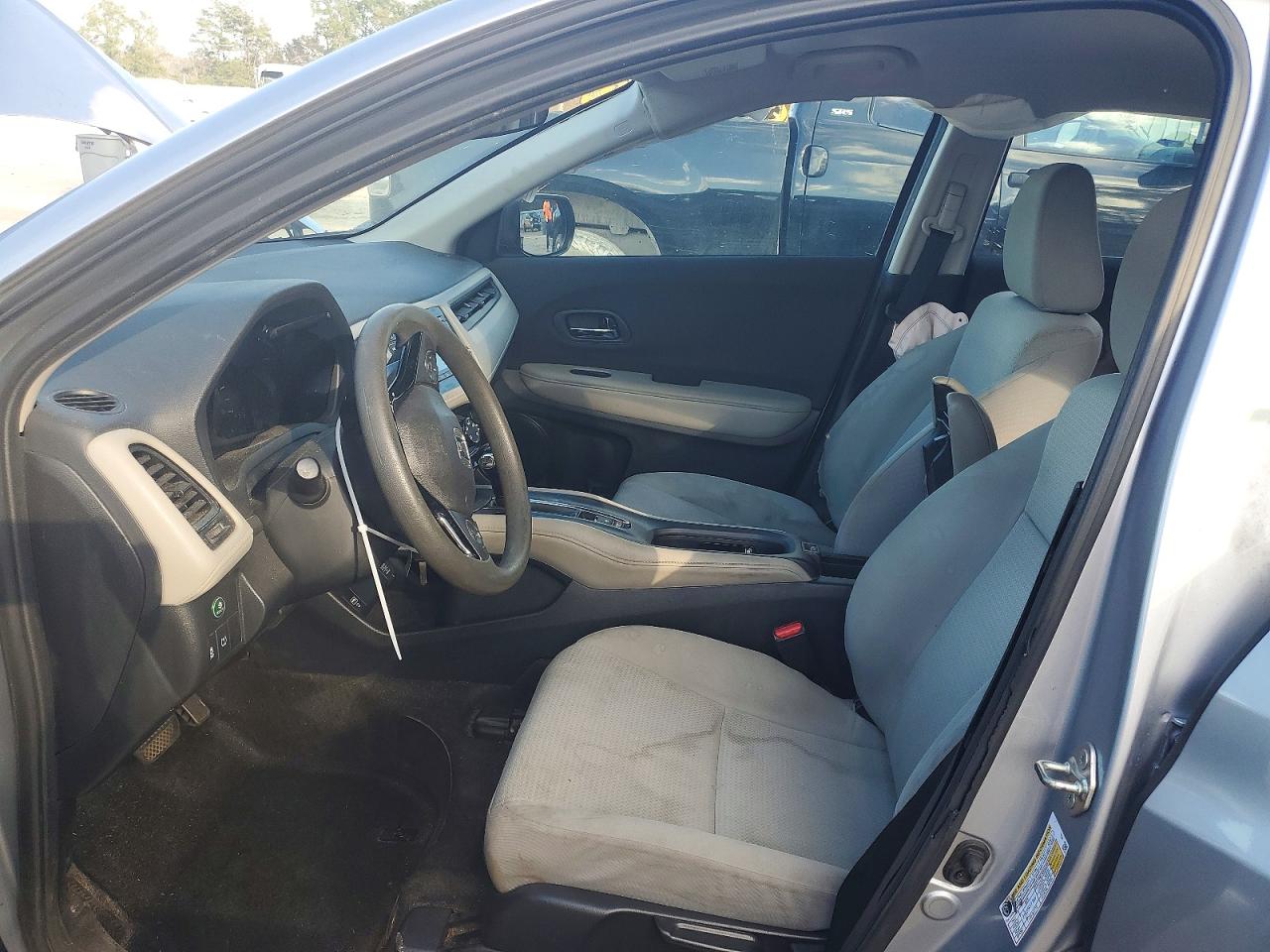 2019 HONDA HR-V LX photo 7