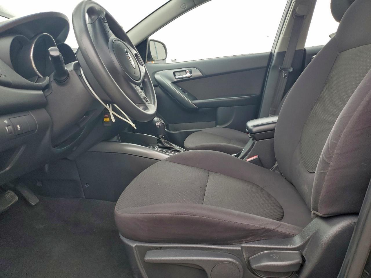 2013 KIA FORTE EX photo 7